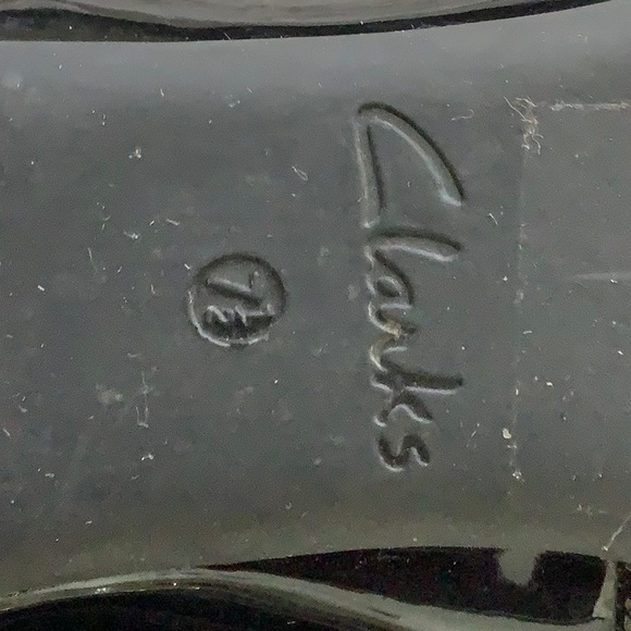 COPY - Clarks black patent shoes with bow like ballerina slippers. 2 pairs, 1 p… - Picture 4 of 7